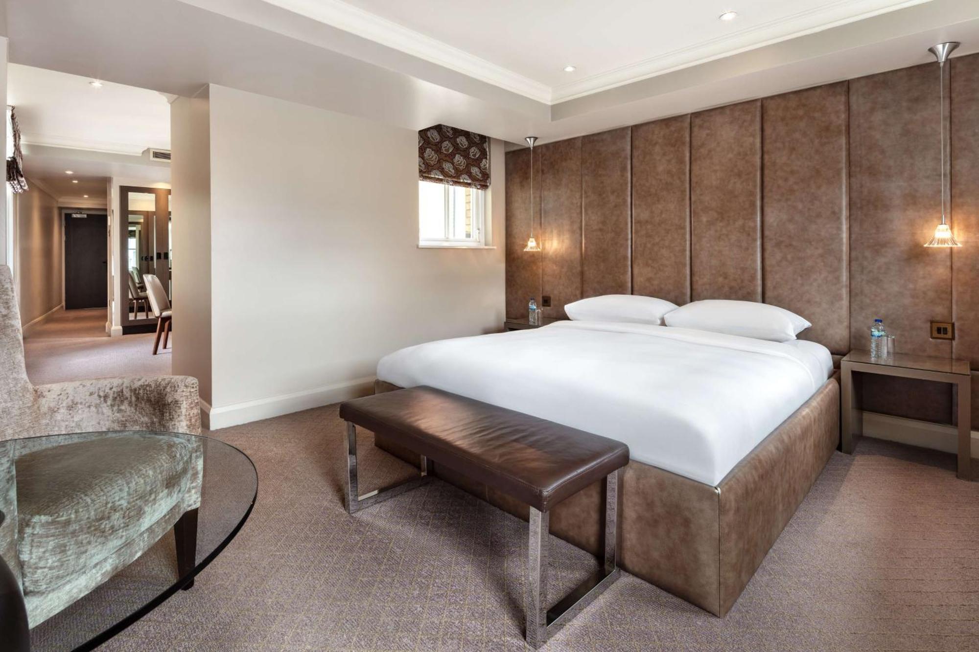 Radisson Blu Hotel, Bloomsbury Hotel 4*