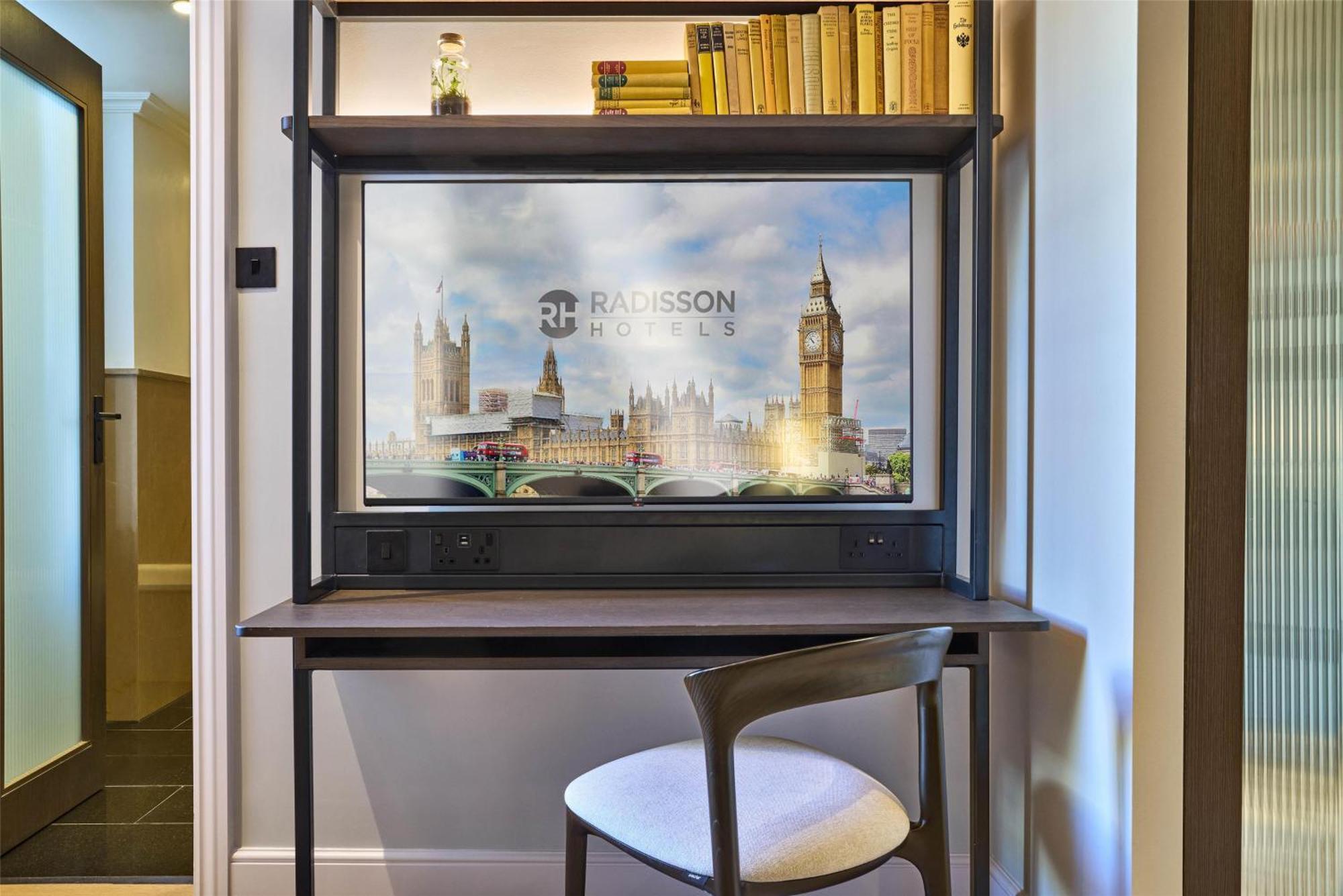 Hotel Radisson Blu Hotel, Bloomsbury 4*